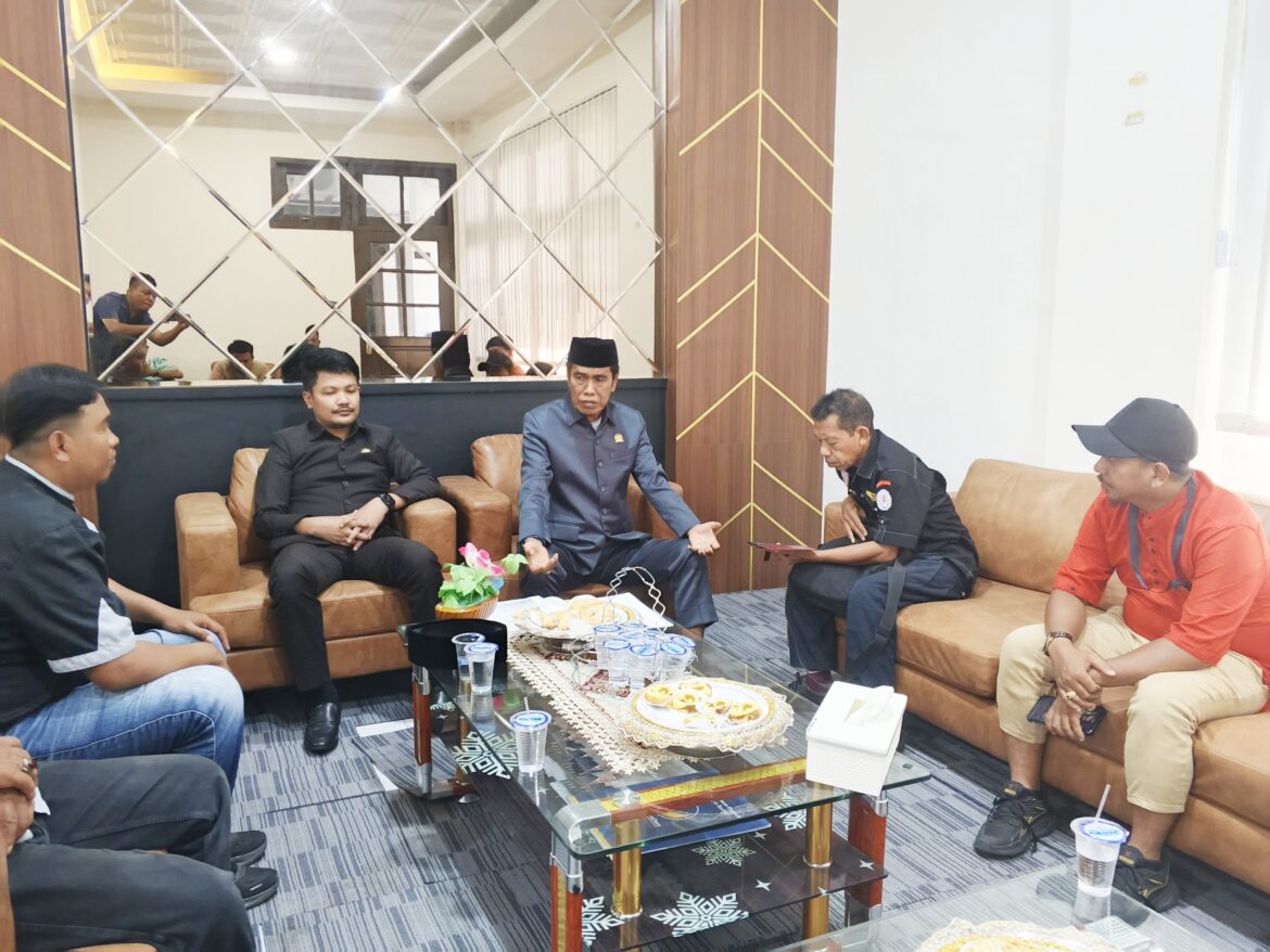 DPRD Barru Luruskan Proses Pemberhentian Anggota HRD