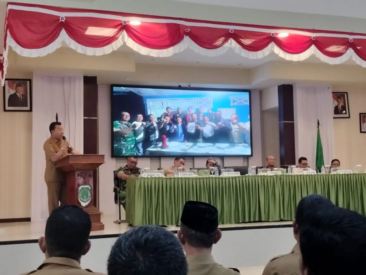 Bupati Andi Rahim Imbau Agar Masyarakat Bijak Menggunakan Media Sosial