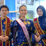 Ana’dara Kallolo Luwu Utara di Apkasi Otonomi Expo 2025, Curi Perhatian Para Pengunjung. Ana’dara Kallolo Luwu Utara di Apkasi Otonomi Expo 2025, Curi Perhatian Para Pengunjung.