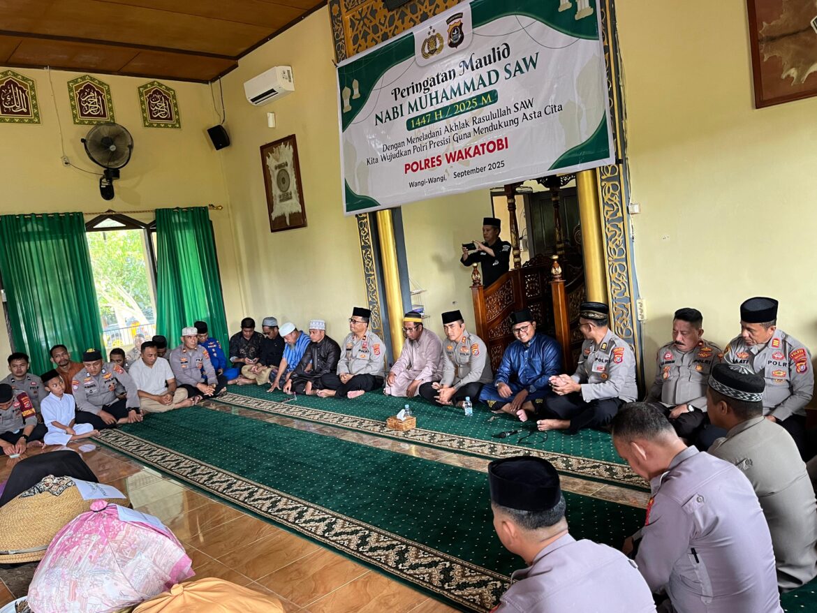 Polres Wakatobi Menggelar Peringatan Maulid Nabi Besar Muhammad SAW di Masjid Ar-Raudah Polres Wakatobi