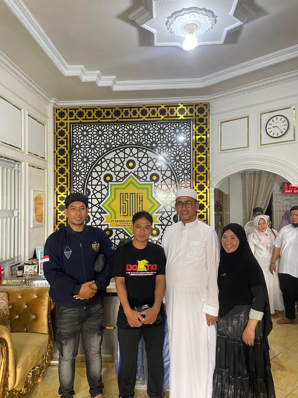 Apresiasi Kades Nepo untuk Kepedulian PT Basmalah Utama Mandiri Terhadap Korban Kebakaran di Pakka