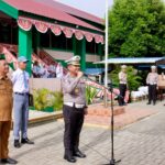 *Ditlantas Polda Sultra Beri Penyuluhan Keselamatan Berkendara di SMA 1 Kendari* *Ditlantas Polda Sultra Beri Penyuluhan Keselamatan Berkendara di SMA 1 Kendari*