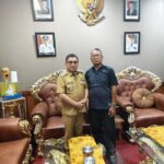 Bupati Majene Himbau Camat dan Kepala Desa Gelar Pesta Rakyat dengan Nuansa Religius Bupati Majene Himbau Camat dan Kepala Desa Gelar Pesta Rakyat dengan Nuansa Religius