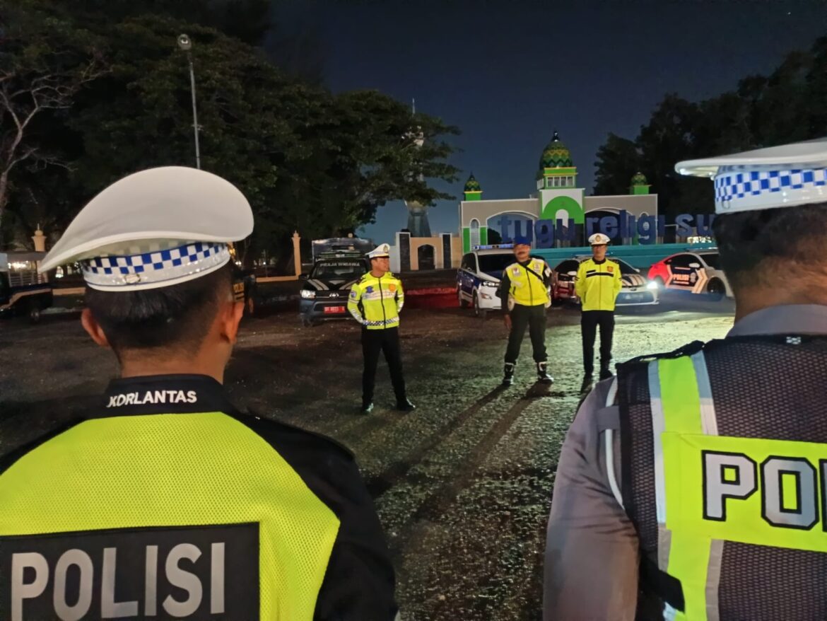*Patroli Skala Besar Ditlantas Polda Sultra Jaga Kondusifitas Kota Kendari*