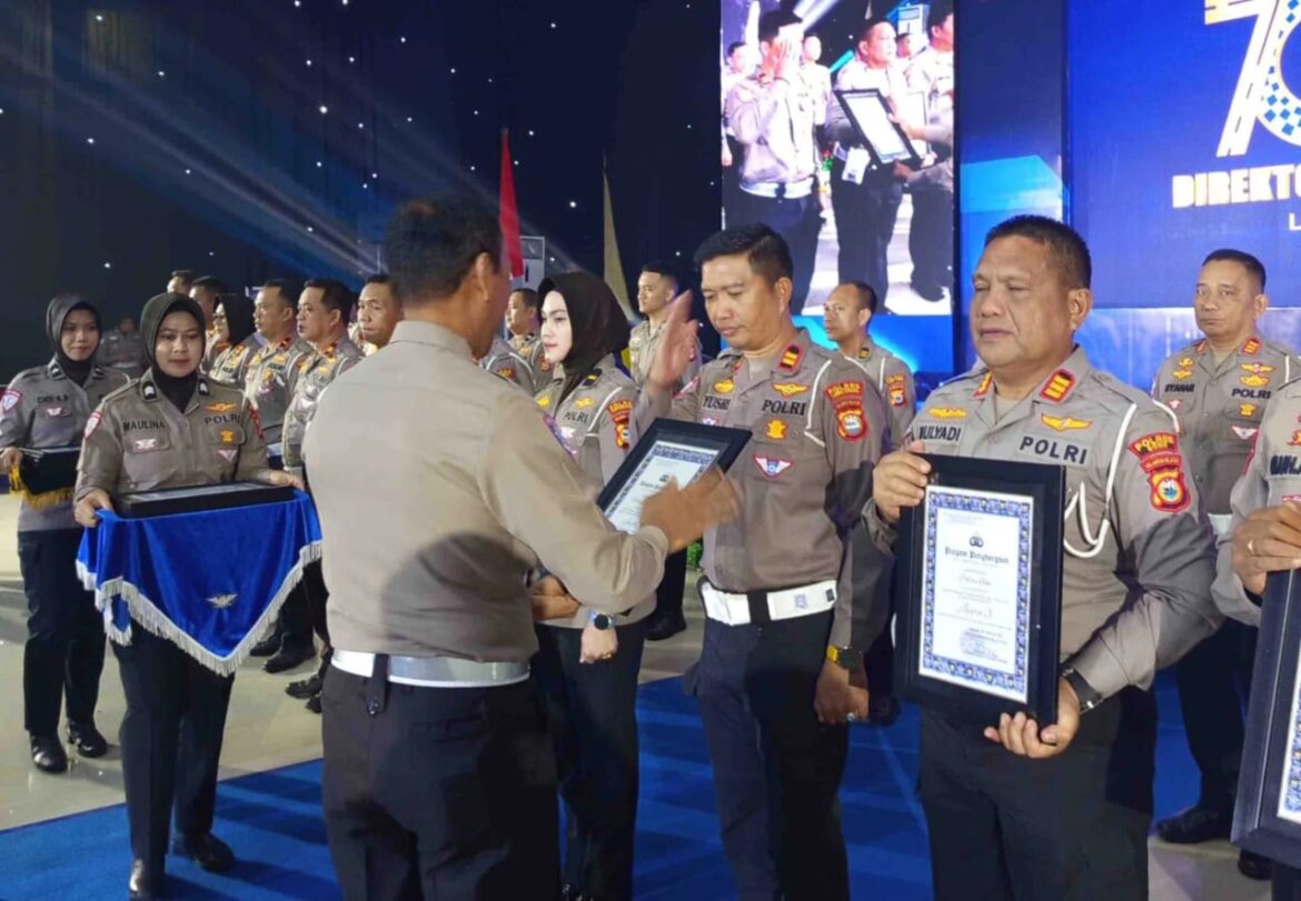 Perayaan HUT Lalu Lintas Ke. 70, Polres Luwu Utara Raih Predikat Terbaik Tingkat Polres/Polrestabes Di Lingkup Polda Sulsel.