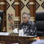 SINERGI DUA JALUR PEMBENAHAN POLRI: MENJAWAB KRITIK TERHADAP TIM BENTUKAN KAPOLRI* SINERGI DUA JALUR PEMBENAHAN POLRI: MENJAWAB KRITIK TERHADAP TIM BENTUKAN KAPOLRI*