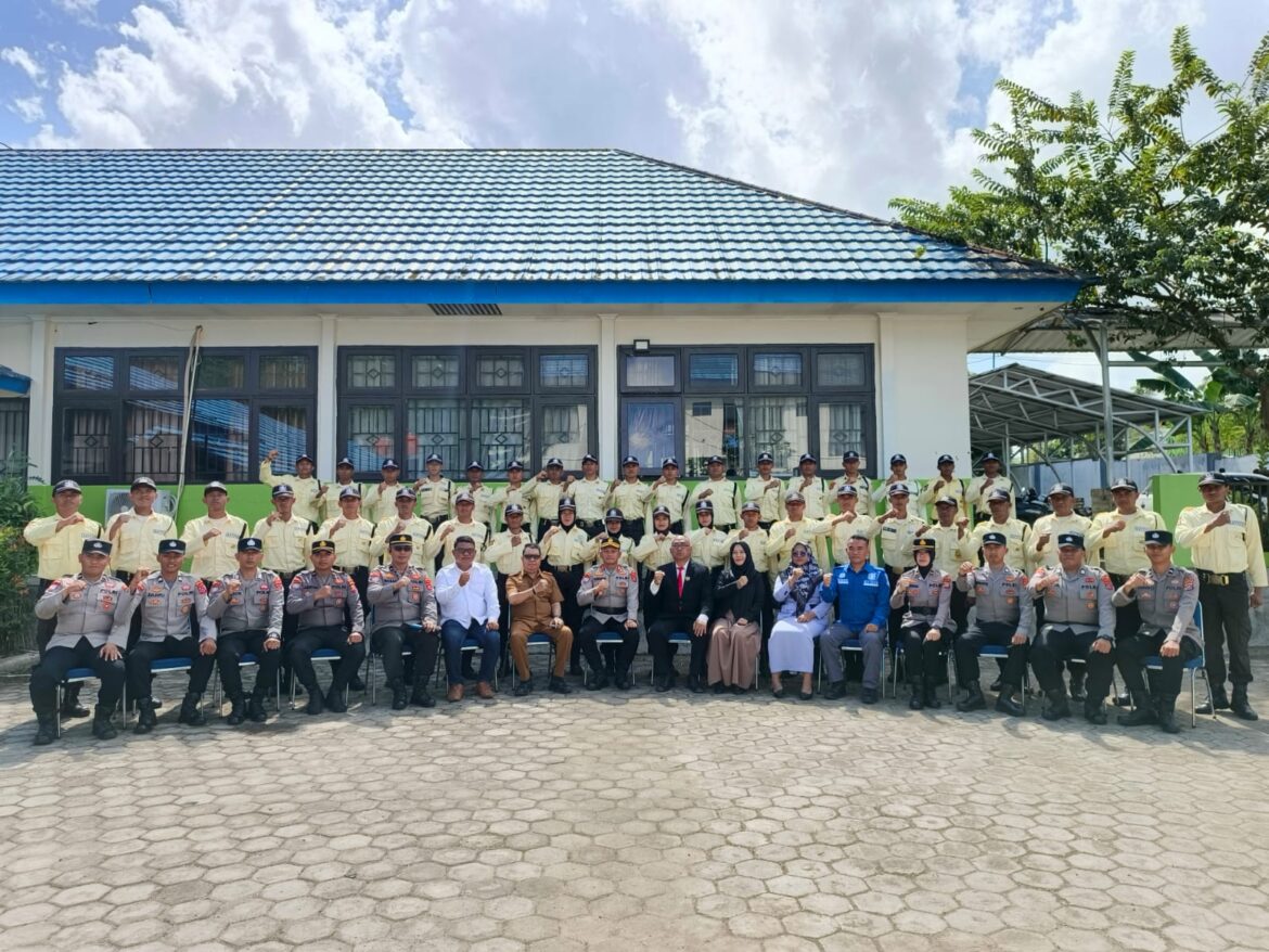 *Polda Sultra Tutup Pelatihan Satpam Gada Pratama Gelombang IX Tahun 2025*