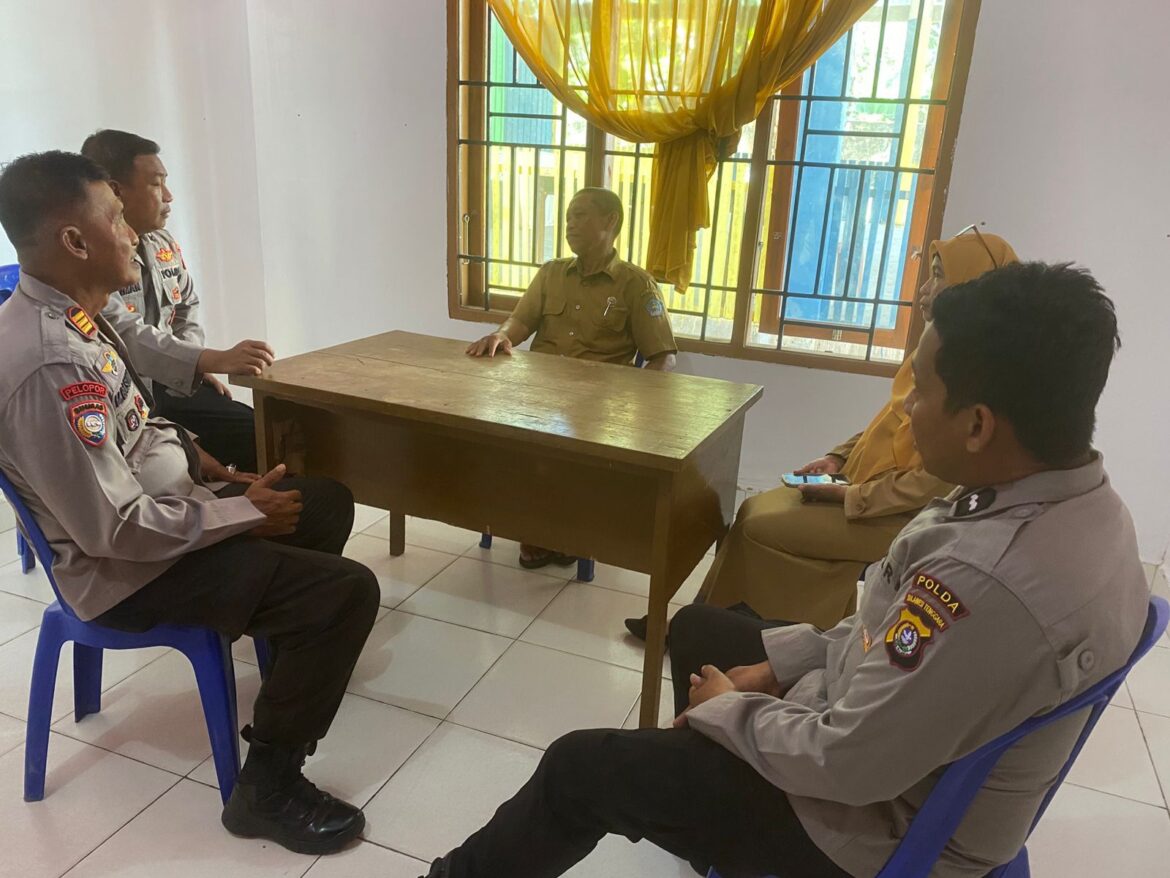 *Ditbinmas Polda Sultra Gelar Penyuluhan Kamtibmas di Kelurahan Anduonohu Kendari*