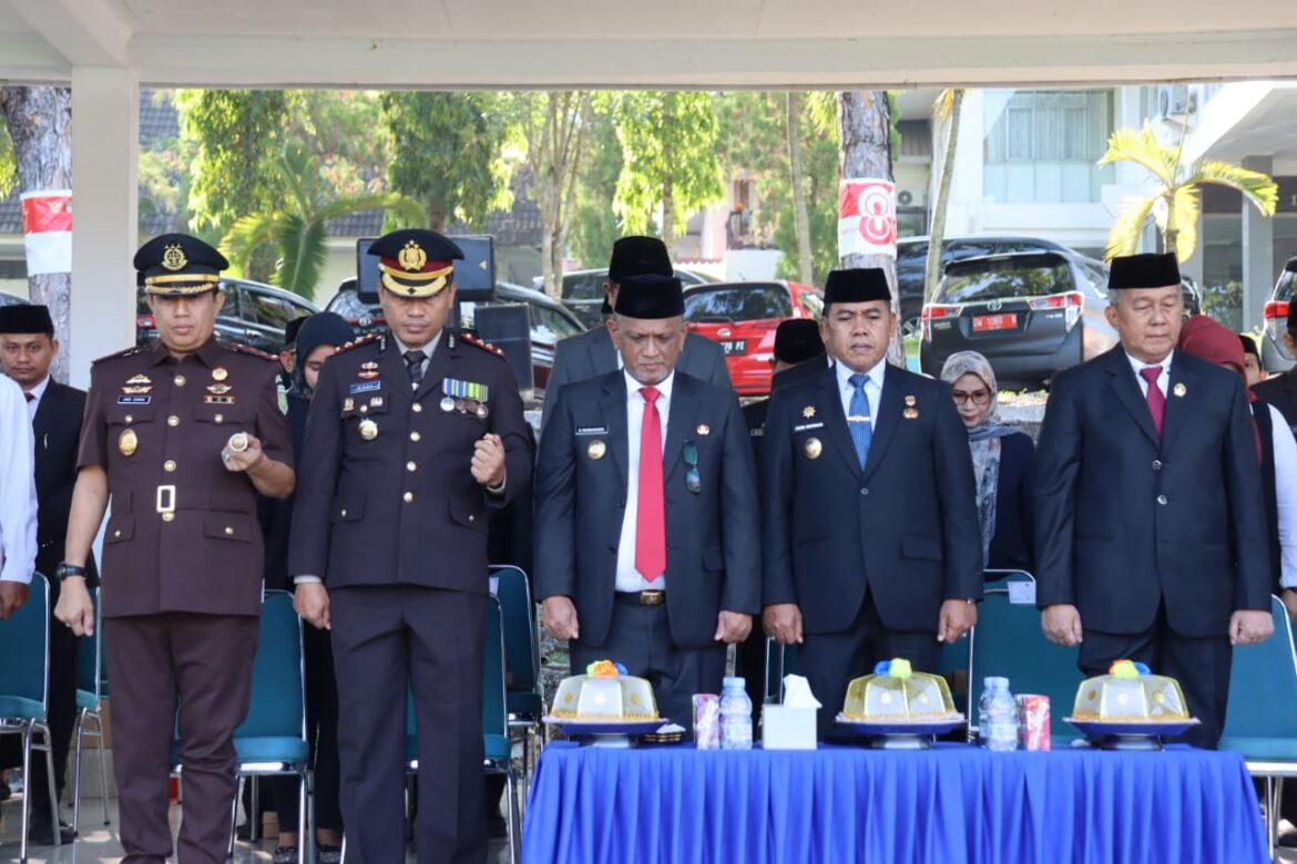 Ketua DPRD Wajo Pimpin Ikrar Kesetiaan Pancasila: “Jaga NKRI dari Segala Ancaman”