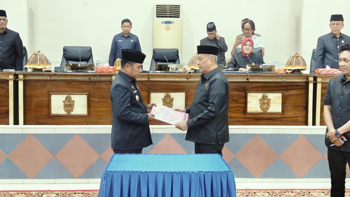 DPRD dan Pemda Wajo Sepekati KUA-PPAS 2026, Dorong Anggaran Berorientasi Hasil dan Berpihak pada Rakyat