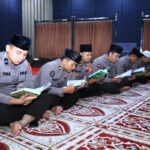 Jumat Berkah, Divisi Humas Polri Gelar Khataman dan Doa Bersama Jumat Berkah, Divisi Humas Polri Gelar Khataman dan Doa Bersama