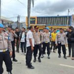 *Polda Sultra Kerahkan 841 Personel Gabungan Pengamanan Konstatering di Bundaran Tapak Kuda Kendari* *Polda Sultra Kerahkan 841 Personel Gabungan Pengamanan Konstatering di Bundaran Tapak Kuda Kendari*