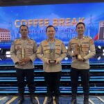 *Biro SDM Polda Sultra Raih Penghargaan dalam Rakorbin SDM dan PNS Polri Tahun 2025 di Jakarta* *Biro SDM Polda Sultra Raih Penghargaan dalam Rakorbin SDM dan PNS Polri Tahun 2025 di Jakarta*