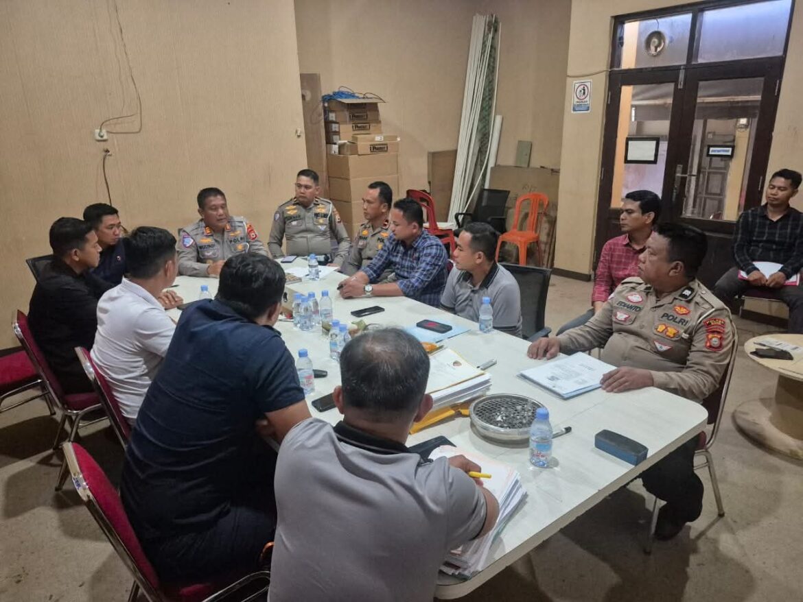 Satlantas Polres Bone Melaksanakan Gelar Perkara Terkait Kasus Kecelakaan Lalu Lintas Tabrak Lari