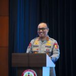 *Wakapolri Komjen Dedi Prasetyo Raih Penghargaan Kepemimpinan Publik dari Fakultas Hukum Universitas Brawijaya* *Wakapolri Komjen Dedi Prasetyo Raih Penghargaan Kepemimpinan Publik dari Fakultas Hukum Universitas Brawijaya*