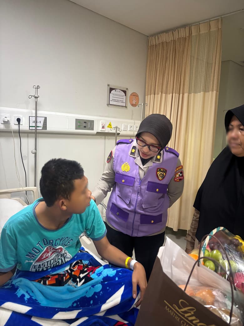 *POLRI LANJUTKAN PENDAMPINGAN PSIKOSOSIAL DAN PEMULIHAN PASCA LEDAKAN SMAN 72 JAKARTA UTARA*