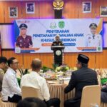 Momen Hari Pahlawan Kejaksaan Negeri Luwu Utara Gelar Kegiatan Penyerahan Penetapan Perwalian Anak Khusus Bidang Pendidikan Momen Hari Pahlawan Kejaksaan Negeri Luwu Utara Gelar Kegiatan Penyerahan Penetapan Perwalian Anak Khusus Bidang Pendidikan