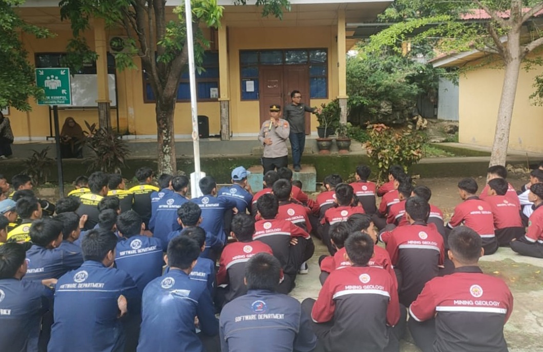 Polsek Balusu Jamin Keamanan, Siswa SMKN 5 Barru Diminta Tak Ambil Tindakan Sendiri