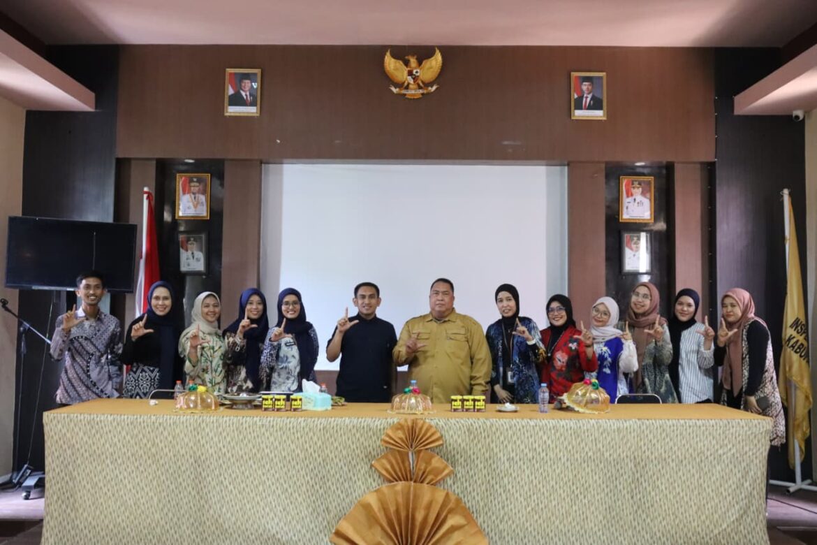 “DISKOMINFOTIK WAJO GELAR SOSIALISASI DAN PENDAMPINGAN TEKNIS BAGI PENGELOLA LAYANAN SP4N-LAPOR!”