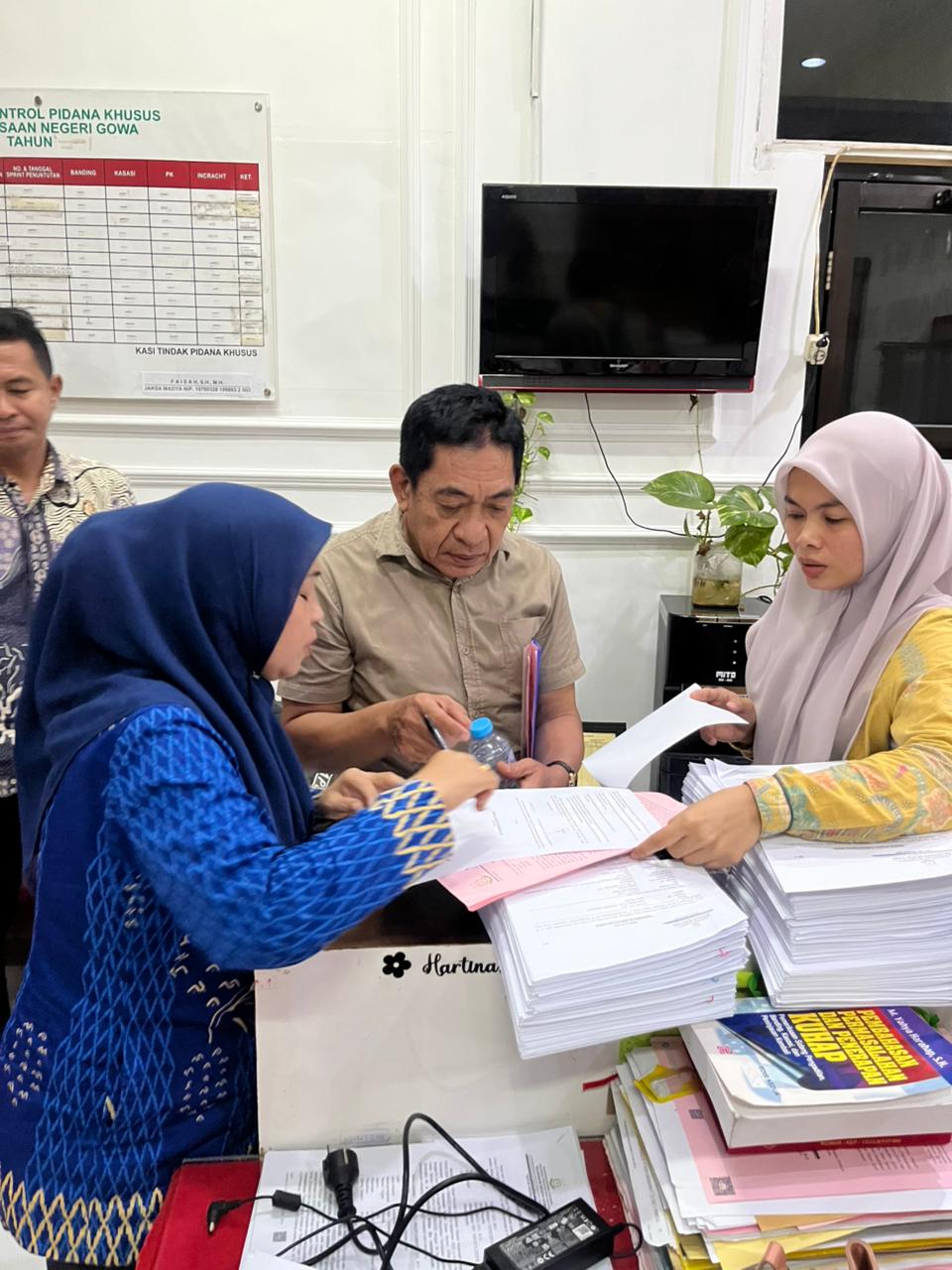 Kejari Gowa Telah Menaikan 1 Orang Saksi Jadi Tersangka Kasus Dugaan Korupsi Dana Bos SMP Negeri 1 Pallangga Kabupaten Gowa 