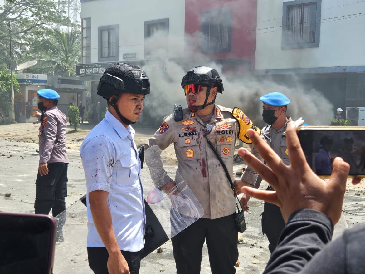 *Pengamanan Konstatering PGSD Diwarnai Aksi Penolakan Oleh Pihak Termohon, 15 Orang Diamankan Polisi Usai Lempari Petugas*