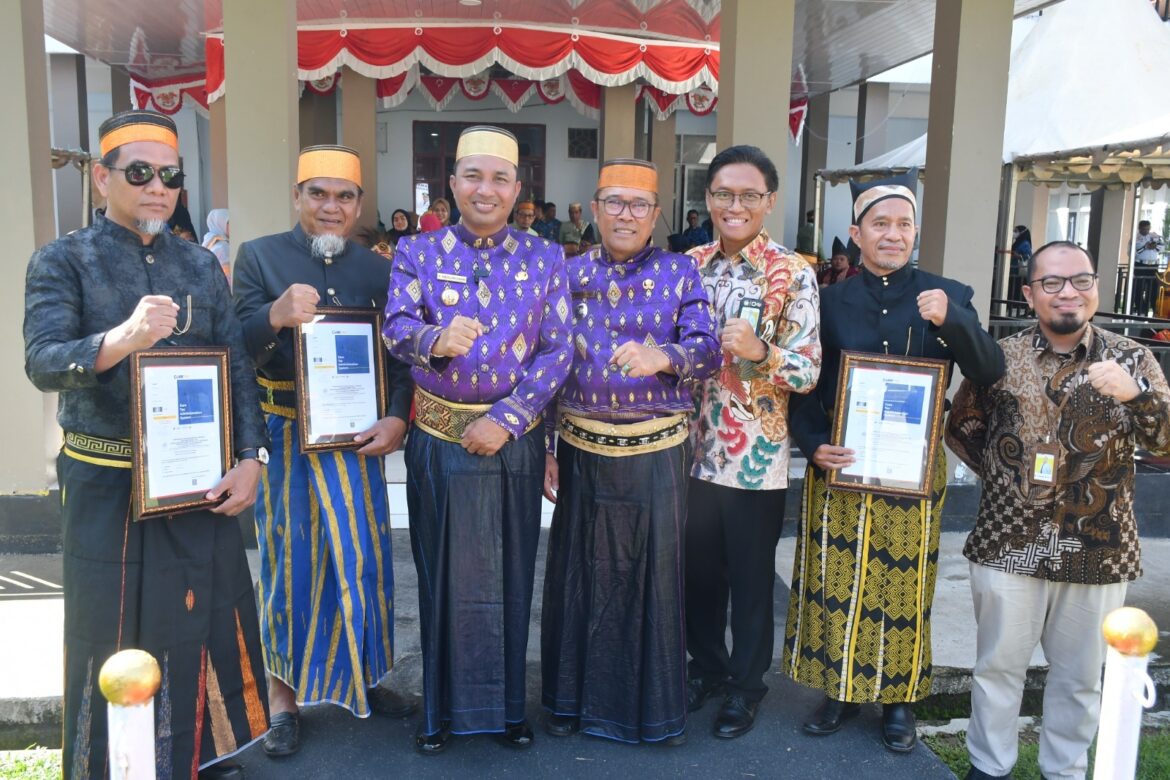 Hari Guru Nasional, Bupati Luwu Utara Sampaikan Ucapan Terima Kasih kepada Presiden Prabowo
