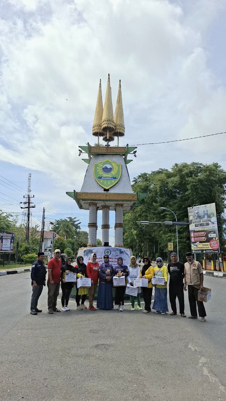 Solidaritas Tanpa Batas: Relawan Barru Bersatu Galang Dana Besar-besaran untuk Korban Banjir Sumatra-Aceh