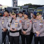 Polri Kerahkan Ratusan Personel Tambahan Untuk Percepatan Mitigasi Bencana di 3 Provinsi Sumatera Polri Kerahkan Ratusan Personel Tambahan Untuk Percepatan Mitigasi Bencana di 3 Provinsi Sumatera