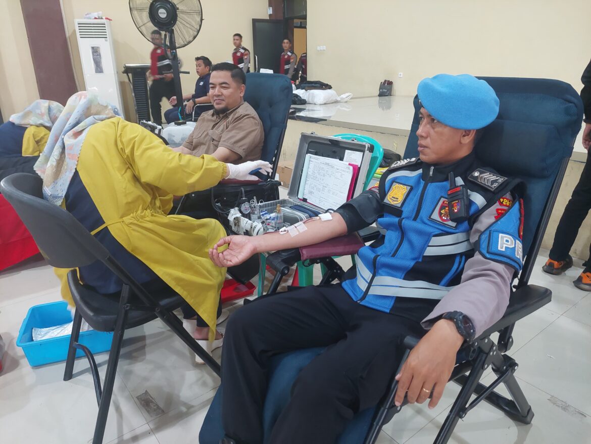 Aksi Kemanusiaan Polres Gowa: Setetes Darah untuk Tiga Provinsi Terdampak Bencana