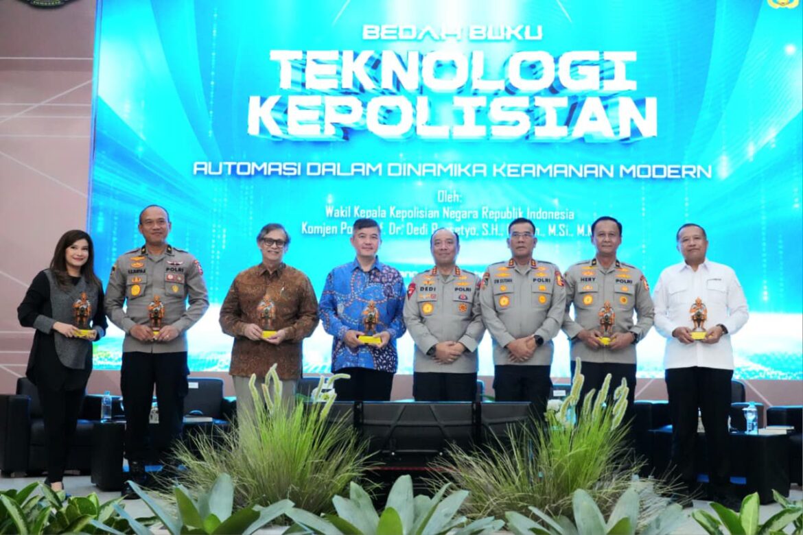 *Polri Menuju Era Baru: Modern, Presisi, Berdaulat Teknologi*