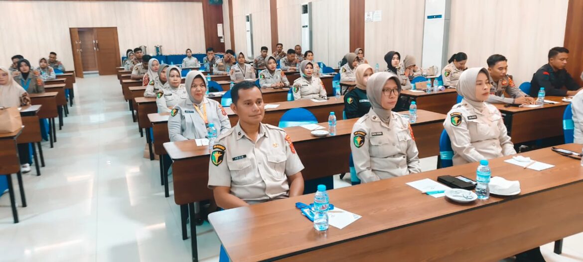 *Biddokkes Polda Sultra Gelar Latkatpuan DVI dan Kesiapsiagaan Penanganan Bencana Tahun 2025*