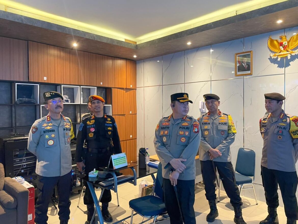 *Polri Pastikan Kesiapan Pengamanan Natal 2025 dan Tahun Baru 2026 melalui Pelayanan Terpadu*