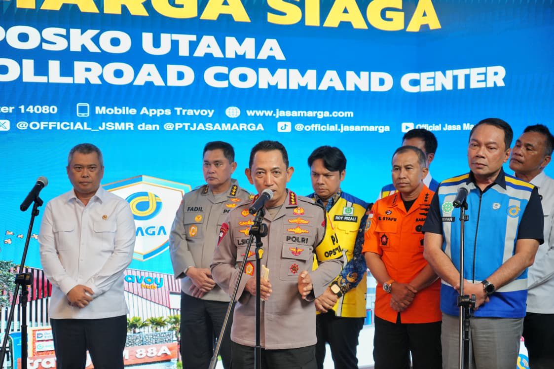 *Kapolri dan Menhub Tinjau Kesiapan Pengamanan Nataru di JMTC Bekasi*