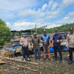 *Ditpolairud Polda Sultra Serahkan Lima Tersangka Kasus Penambangan Pasir Ilegal ke Kejari Buton*