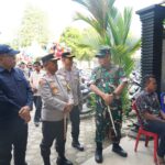 Patroli Bersama Kapolda Sultra Pastikan Keamanan Natal 2025 di Sejumlah Gereja Patroli Bersama Kapolda Sultra Pastikan Keamanan Natal 2025 di Sejumlah Gereja
