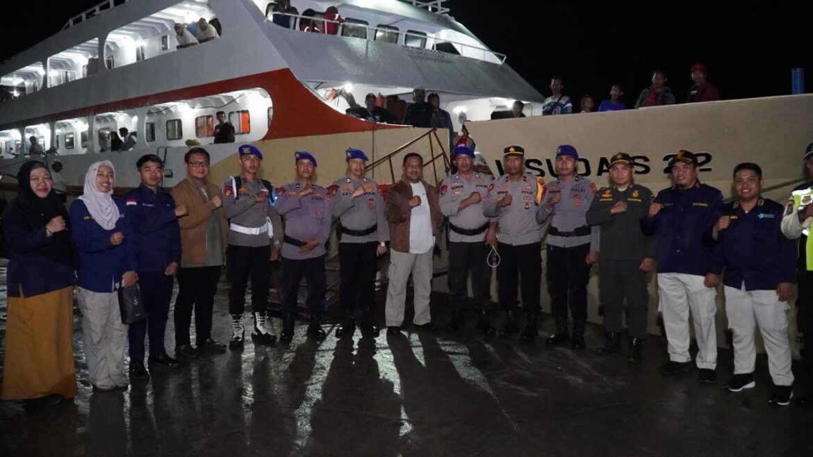 Kapolda Sulawesi Tenggara, Turun Langsung Melakukan Pengecekan ke Sejumlah Pos Pelayanan dan Pengamanan di Wilayah Hukum Polresta Kendari,