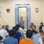KBO Sat Binmas Polres Bone Berikan Ceramah dan Motivasi kepada Tahanan KBO Sat Binmas Polres Bone Berikan Ceramah dan Motivasi kepada Tahanan