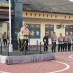 AKBP Nugraha Pamungkas Pimpin Upacara Kenaikan Pangkat 50 Personel Polres Luwu Utara dan 21 Brimob AKBP Nugraha Pamungkas Pimpin Upacara Kenaikan Pangkat 50 Personel Polres Luwu Utara dan 21 Brimob