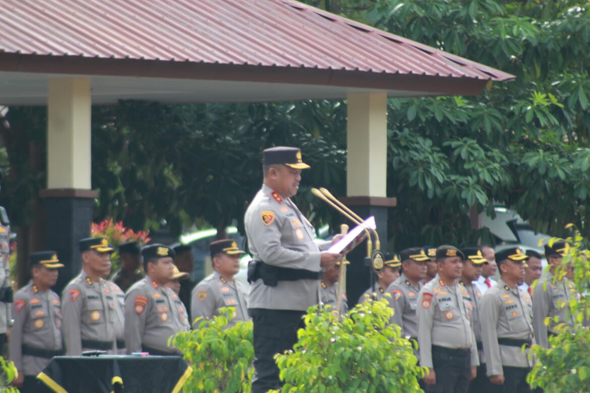 *Kapolda Sultra Pimpin Upacara Hari Kesadaran Nasional, Tekankan Disiplin dan Kesiapsiagaan Personel*