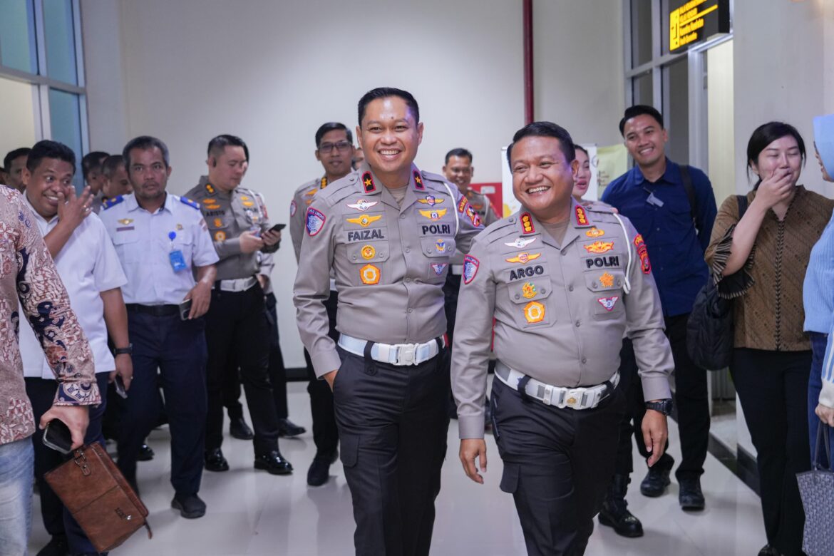 Dirlantas Polda Sultra Sambut Kunjungan Dirgakkum Korlantas Polri di Kendari