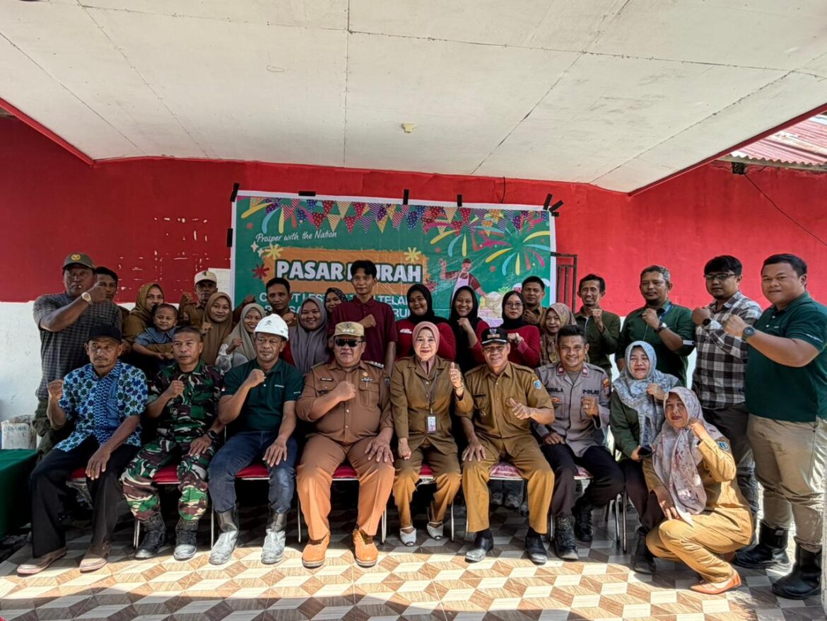 Melalui Program CSR PT LTT Gelar Pasar Murah di Desa Towiora Untuk 143 KK