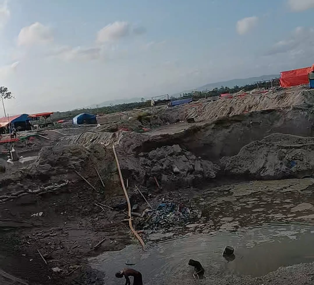 _SKANDAL PERTAMBANGAN ILEGAL: TOMY DIDUGA LAKUKAN PENAMBANGAN EMAS ILEGAL DENGAN MODAL RATUSAN JUTA_