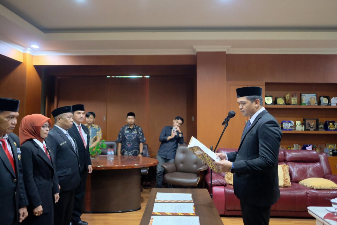 *Bupati Bantaeng Lantik Tiga Pejabat Administrator di Lingkup Pemkab Bantaeng