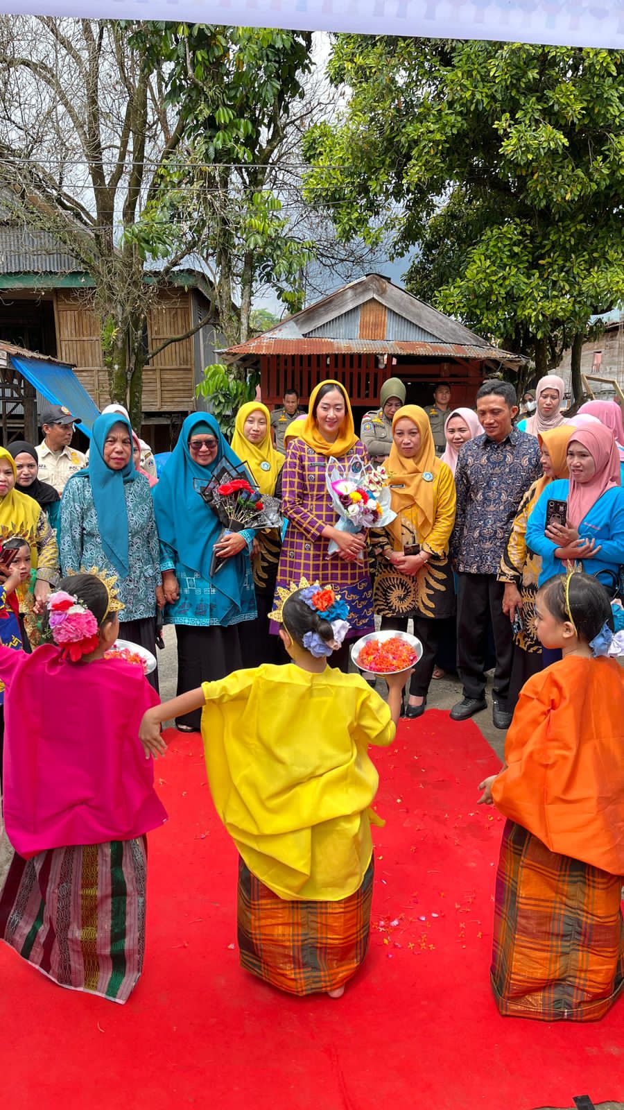 *Pantau Kesehatan Anak, Bunda PAUD Kunjungi TK. Negeri Pertiwi Banyorang