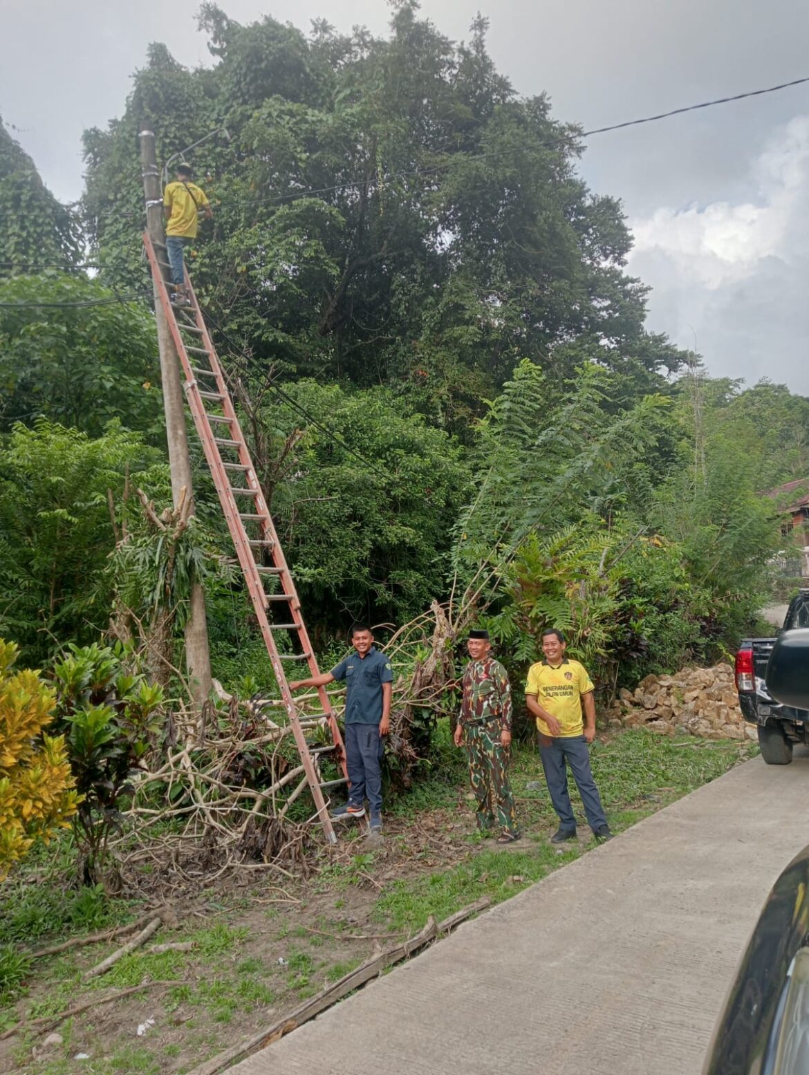 Terangi Jalan Menuju Masjid, Polsek Pujananting Pastikan Langkah Warga Nyaman Beribadah di Bulan Ramadhan