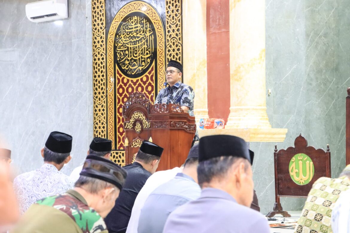 Safari Ramadan di Masjid Al-Jawahir, Cara Kapolres Barru Sapa Warga dan Serap Aspirasi