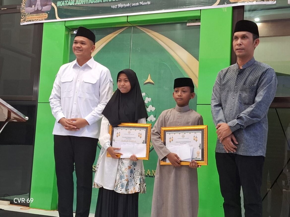Bupati Bantaeng Hadiri Buka Puasa dan Penyerahan Penghargaan Pildacil Kejaksaan Negeri Bantaeng