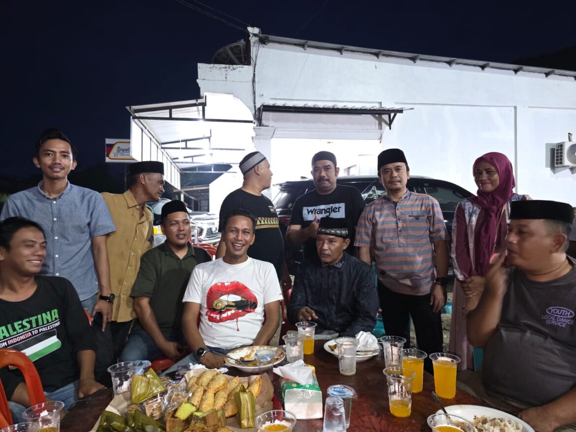 Silaturahmi Tanpa Batas Jadi Simpul Persaudaraan, Andy Hamzah Gelar Buka Puasa Bersama di Kediamannya