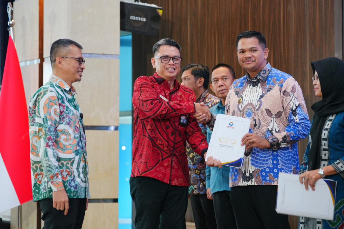 Cegah Maladministrasi, Bupati Bantaeng Hadiri Penyerahan Opini Ombudsman RI