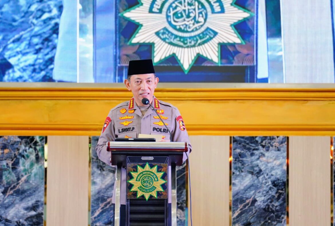 Buka Muktamar Pemuda Persis, Kapolri Tekankan Sinergi Jaga Stabilitas Kamtibmas